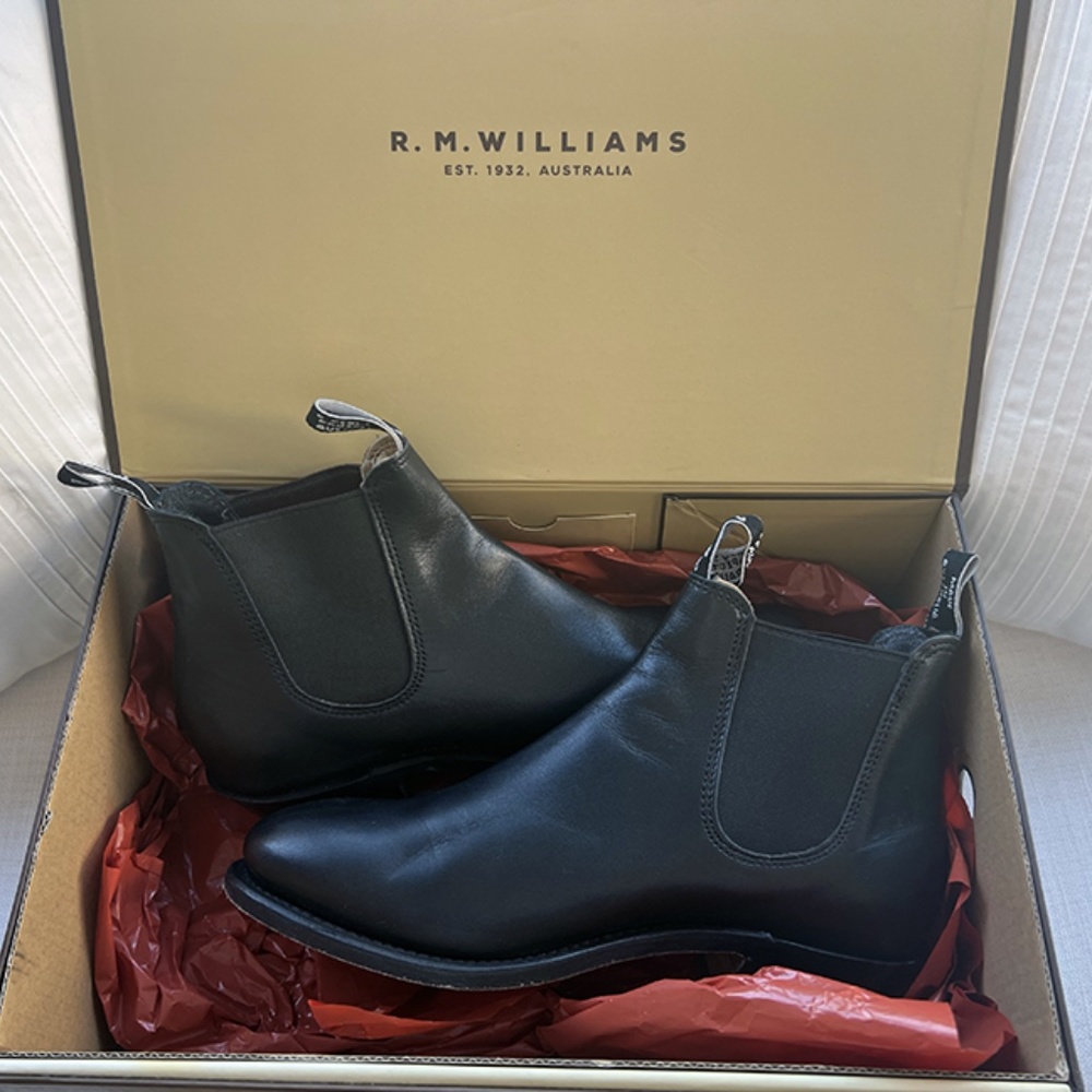 R. M. Williams Millicent Black Leather Sole Chelsea Boots